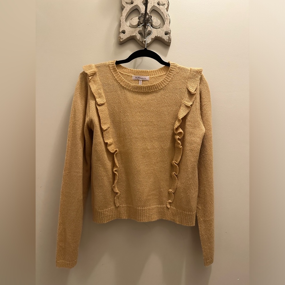 BCBG Ruffle long Sleeve Sweater size small